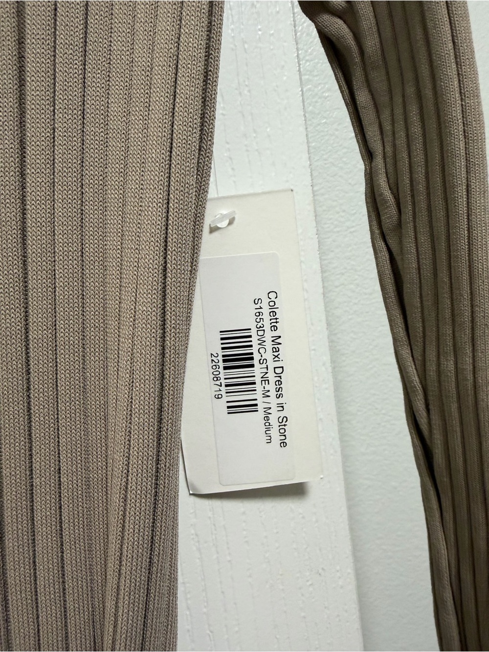 Ribbed Maxi Knit Dress in Brown – Long Sleeve, Sleek Fit - Picture 3 of 3
